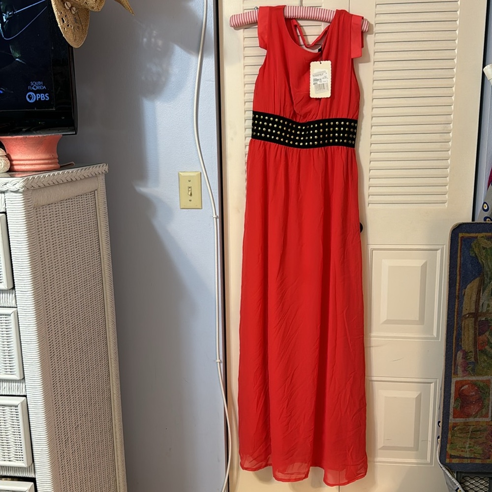 NWT Maxi dress lined.  NWT size 38/8. Purchased in Europe.